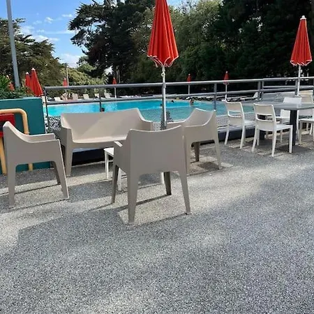 Apartment Agreable Dans A *